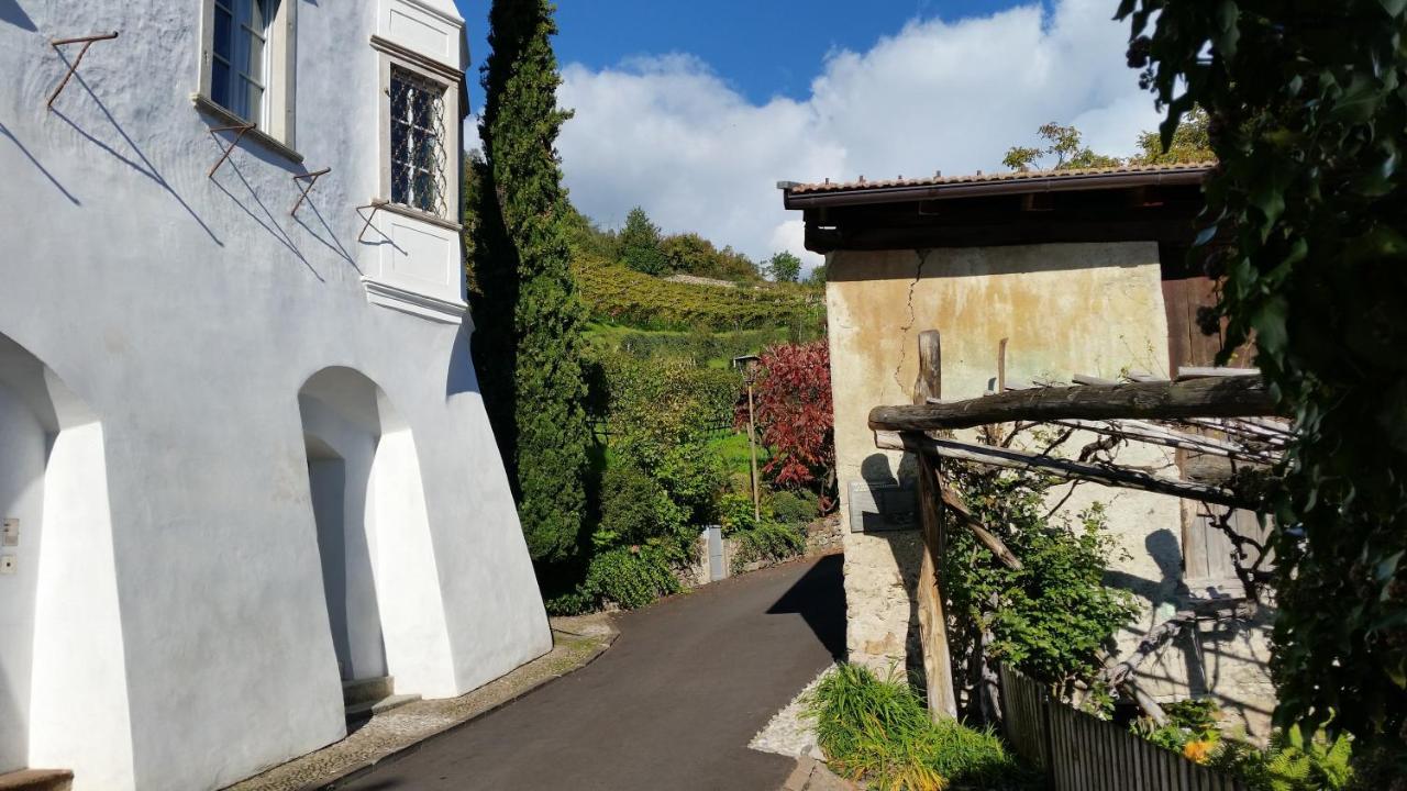 Ruhige Ferienwohnung Mit Garten Und Garage In Privatvilla Marlengo Eksteriør bilde