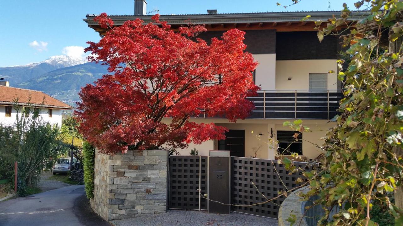 Ruhige Ferienwohnung Mit Garten Und Garage In Privatvilla Marlengo Eksteriør bilde